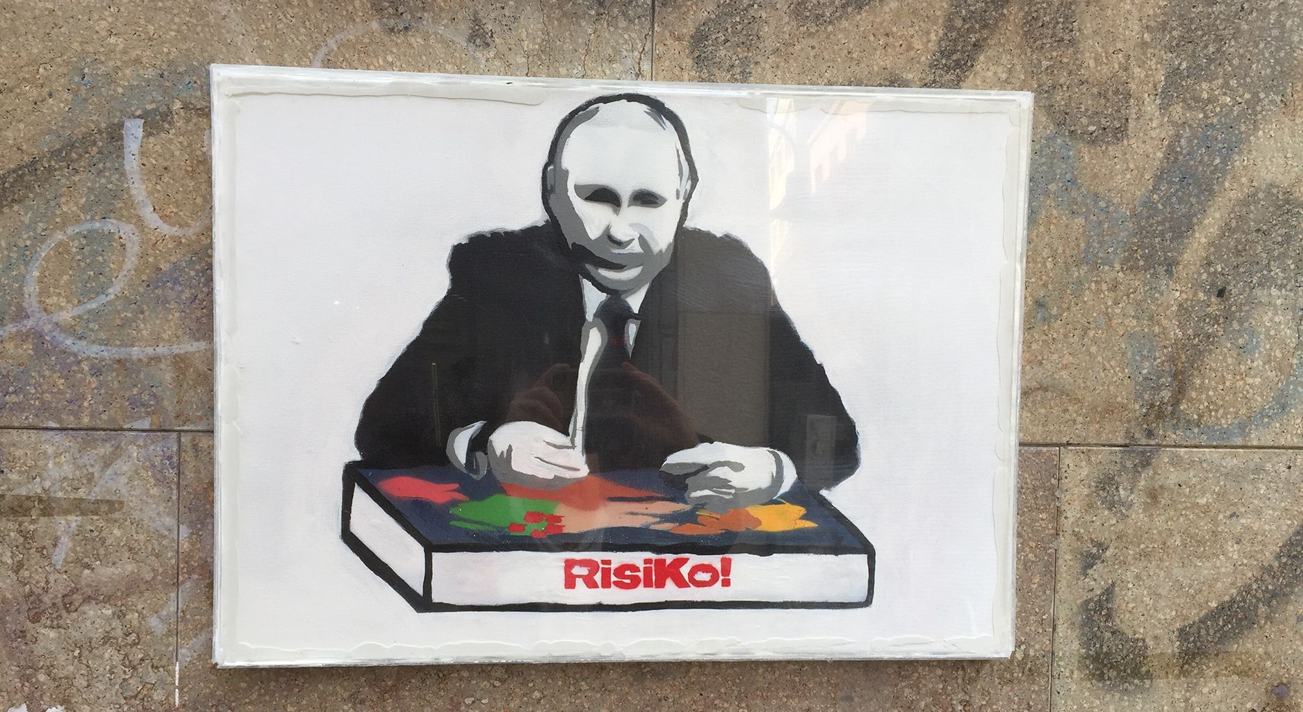 Bild von Vladimir Putin mit dem Brettspiel "Risiko!" | Foto: Nicola Quirico/Wikimedia Commons | CC BY-SA 4.0