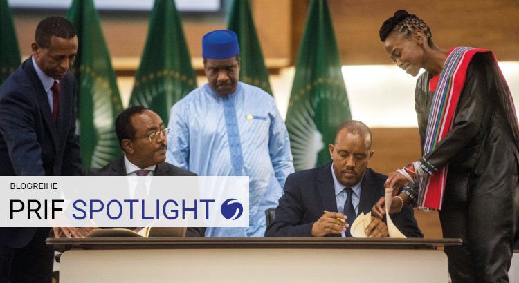 Redwan Hussien Rameto, Representative of the Ethiopian government, and Getachew Reda, Representative of the TPLF, sign the peace agreement “Cessation of Hostilities Agreement” in Pretoria on November 2, 2022.