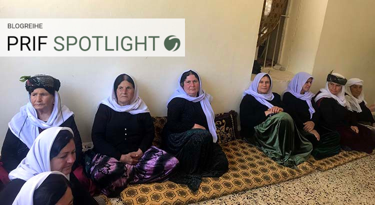 Yezidi women from different parts of the Kurdistan region waiting for the daily communal lunch in the holy Yezidi temple Lalish. | Photo: Rosa Burç