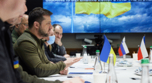 Der ukrainische Präsident Selenskyj bei Gesprächen mit den Regierungschefs von Polen, Tschechien und Slowenien