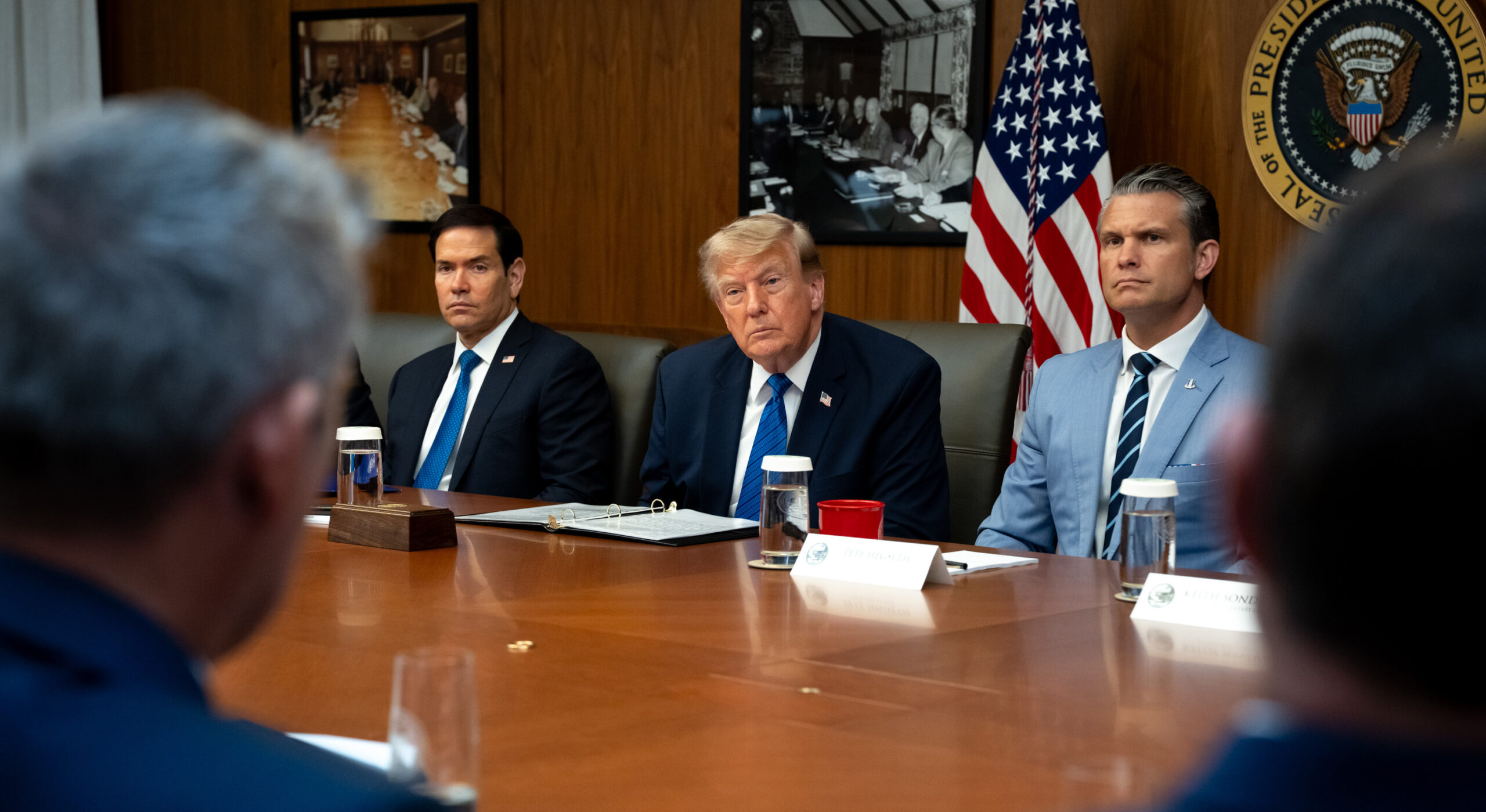 Das Kabinett Trum II be einem Treffen in Camp David, Anfang Juli 2026.